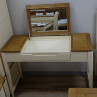 ANKHANG VALENCIA DRESSING TABLE WITH MIRROR/Стол туалетный с зеркалом VAL-BTD/KD/2M 1100*450*790 Массив Гевеии (Д.1100 * В.450 * Г.790 мм)